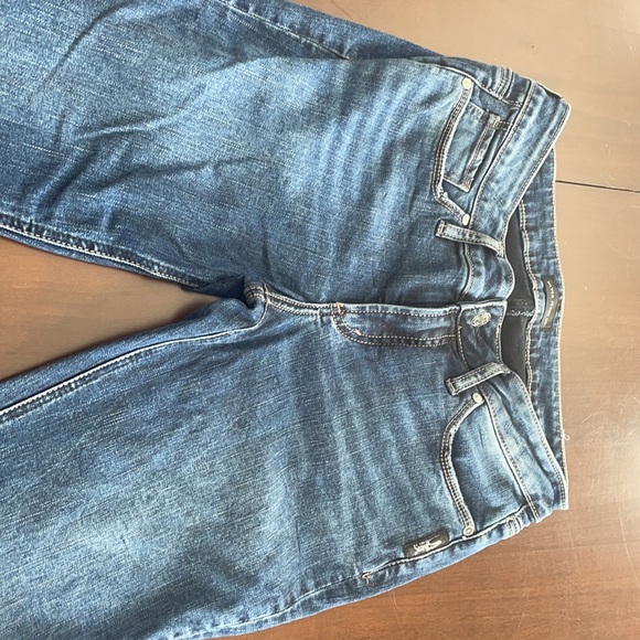 Like New Silver Suki Skinny Jeans 29x29 - Picture 2 of 4